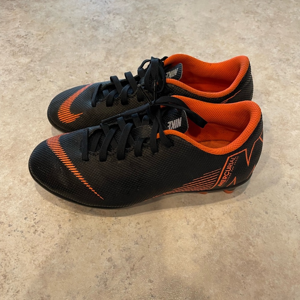 Boys Nike soccer cleats